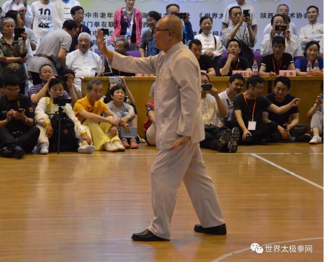 名家表演