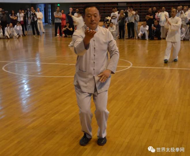 名家表演