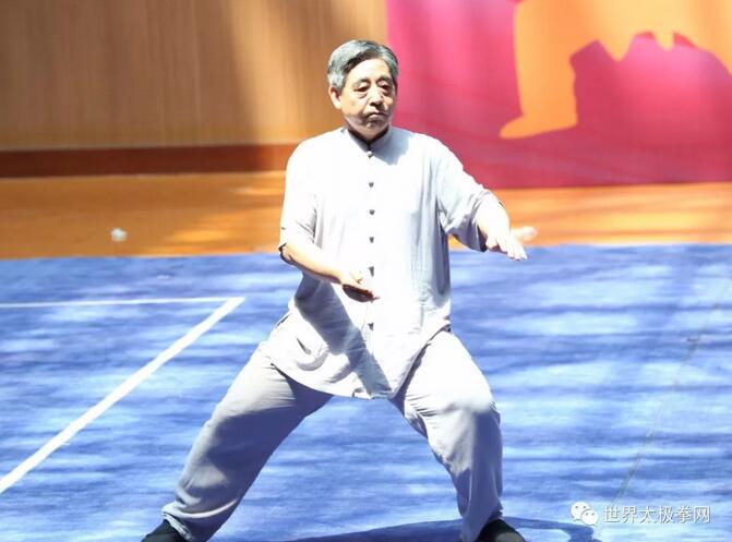 太极名家陈小星先生演示