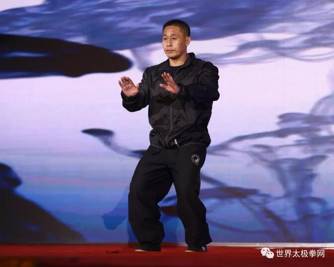 陈自强表演