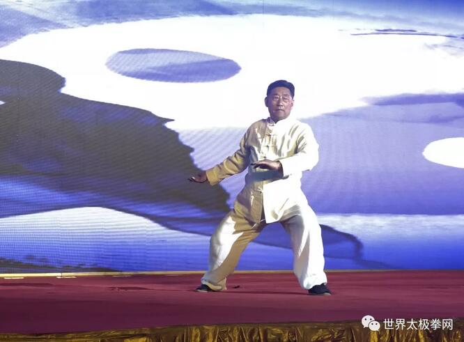陈小旺表演