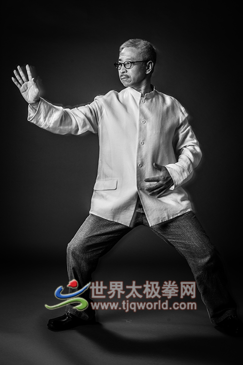 梅墨生拳照1