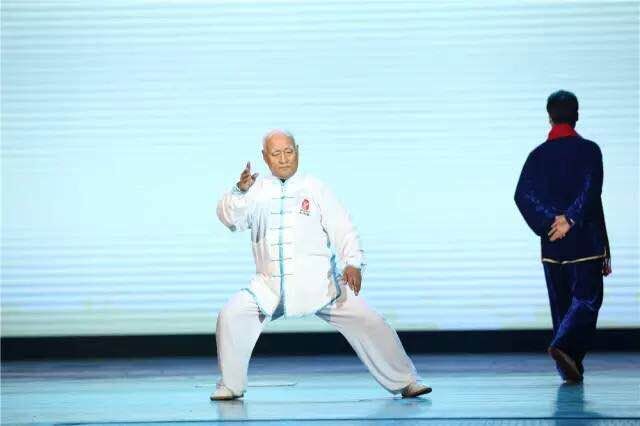 孔令剑表演太极拳