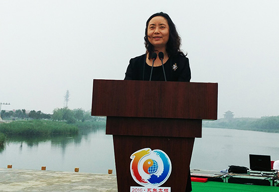 国家体育总局武术运动管理中心副主任张玉萍在新闻发布会上讲话