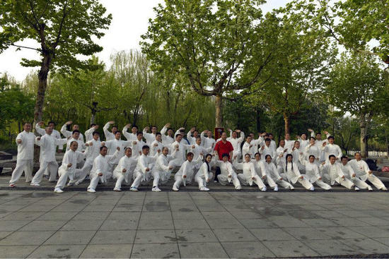 ʯ��ׯ����̫��ȭѧУ