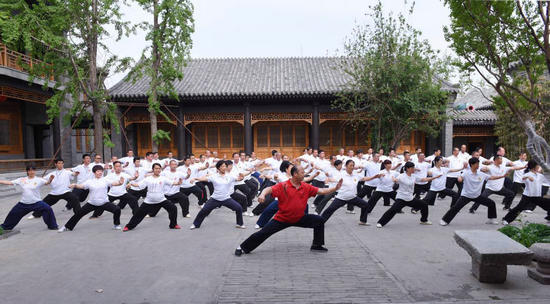 ʯ��ׯ����̫��ȭѧУ