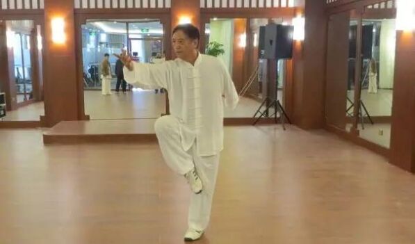 ����ӢԺ��