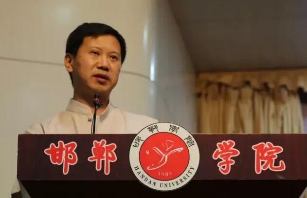 杨军先生做主题演讲