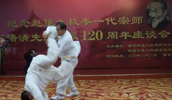 精彩表演-4