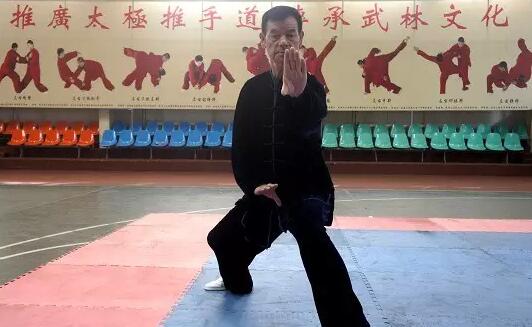 李随成