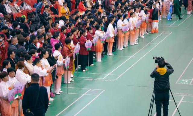500多人出席开幕式